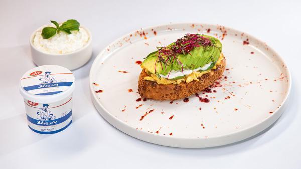 طرز تهیه اسکرامبل چیاتلا و آووکادو؛ صبحانه ای مقوی و متفاوت طرز تهیه اسکرامبل چیاتلا و آووکادو؛ صبحانه ای مقوی و متفاوت